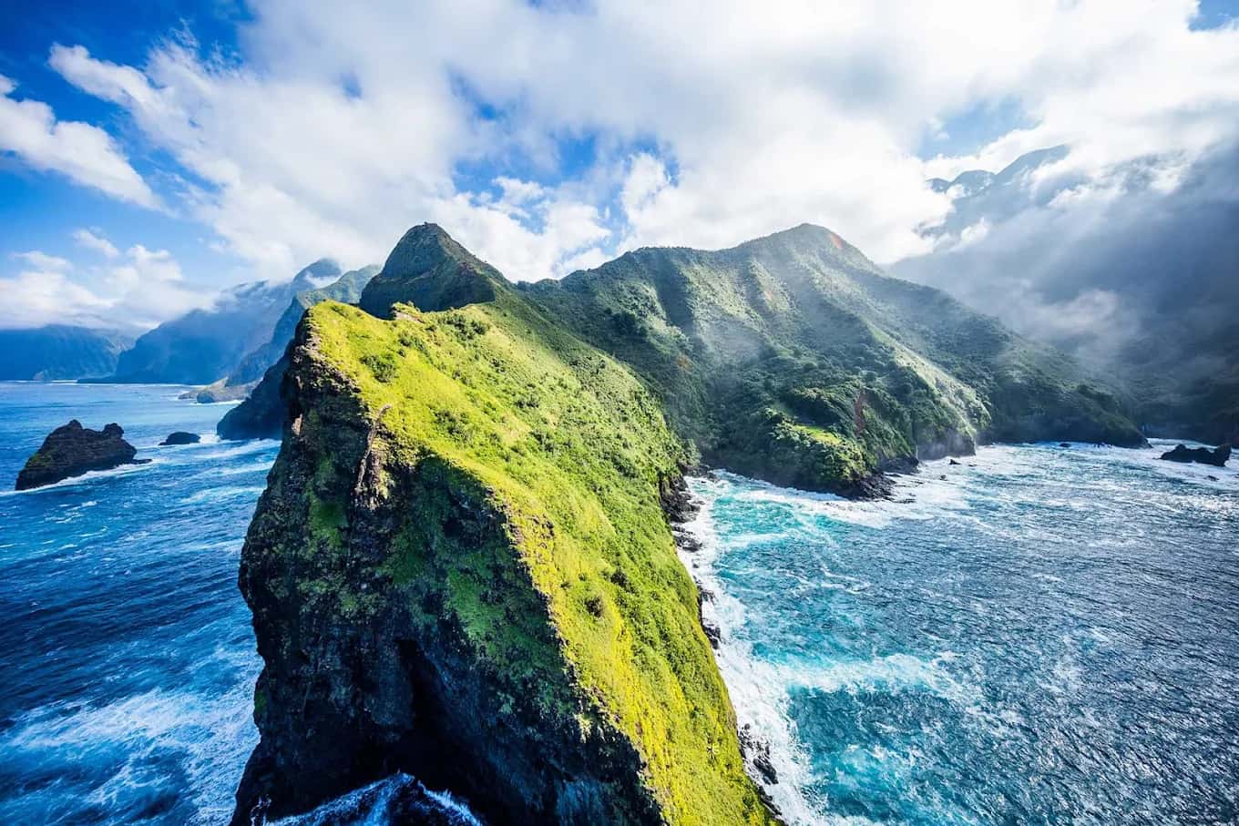 Molokai Sea Cliffs - Hawaii Aviation